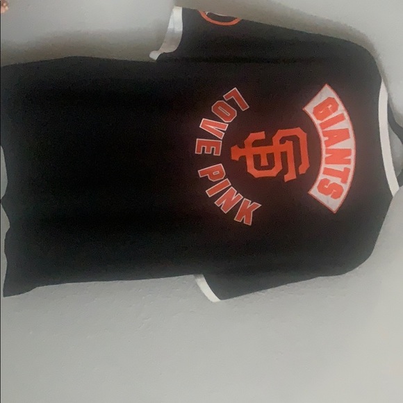 Pink giants - Picture 3 of 3